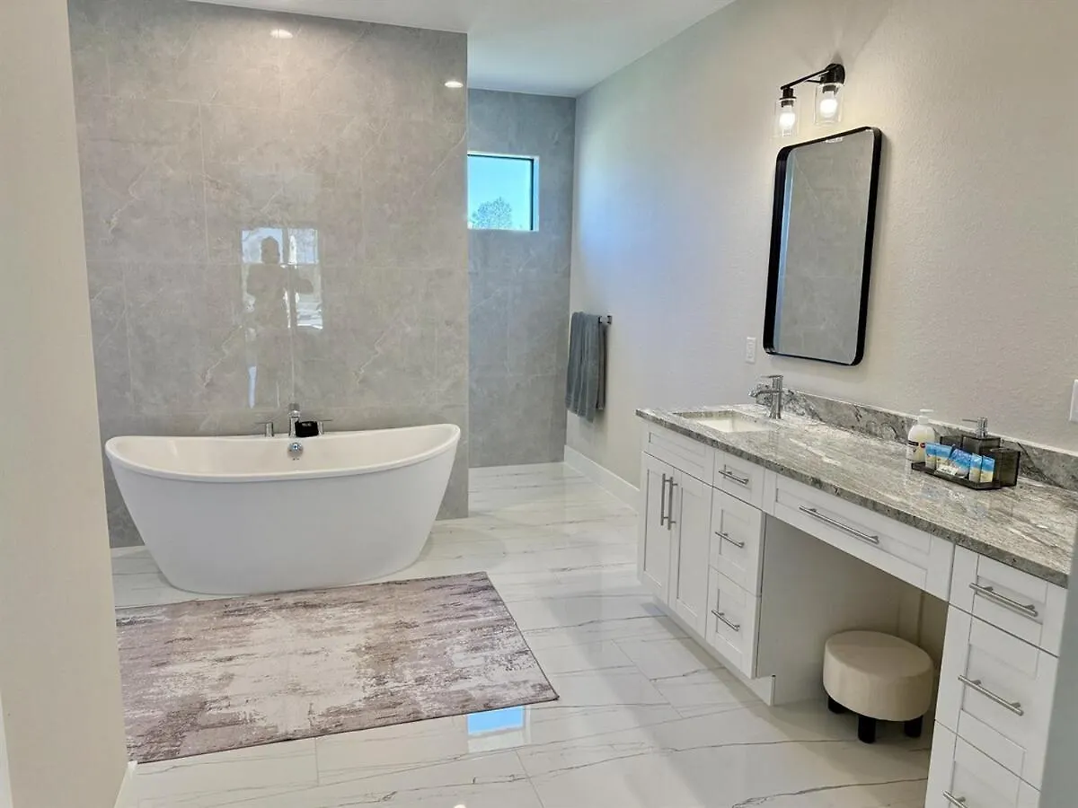 The Artis Your Dream Vacation Awaits * Cape Coral