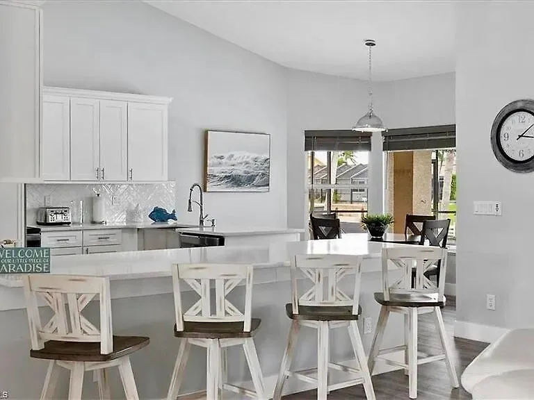 Oasis Direct Gulf Access Villa *