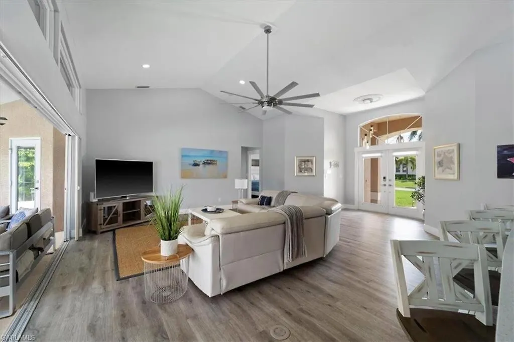 Villa Oasis Direct Gulf Access Cape Coral