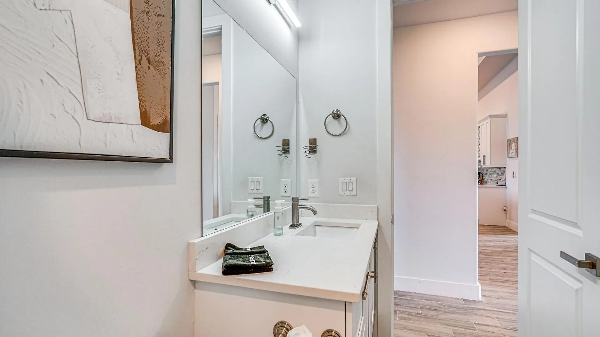 With Gas Grill And Lanai Near Beaches! * Cape Coral