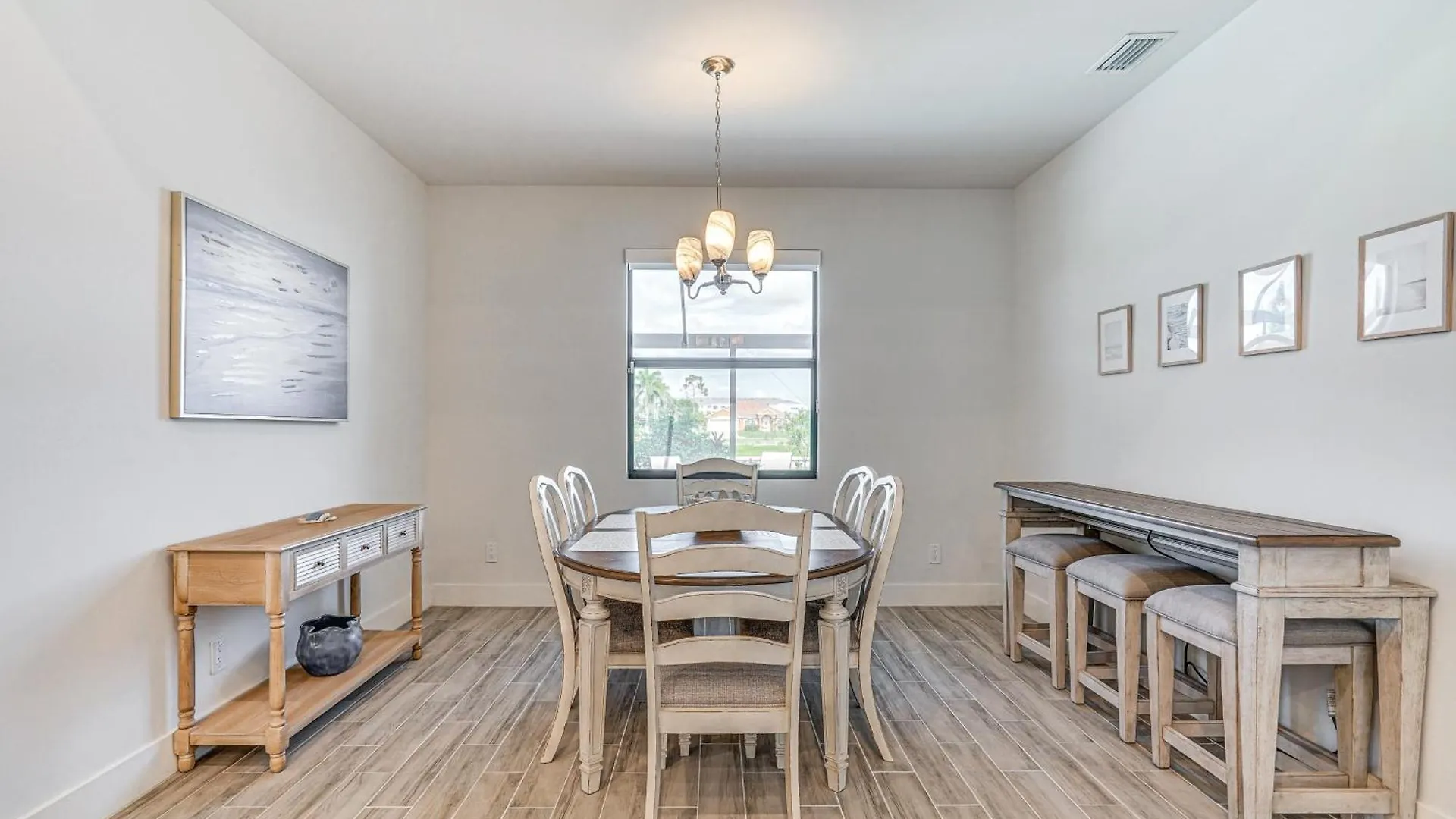 With Gas Grill And Lanai Near Beaches! * Cape Coral