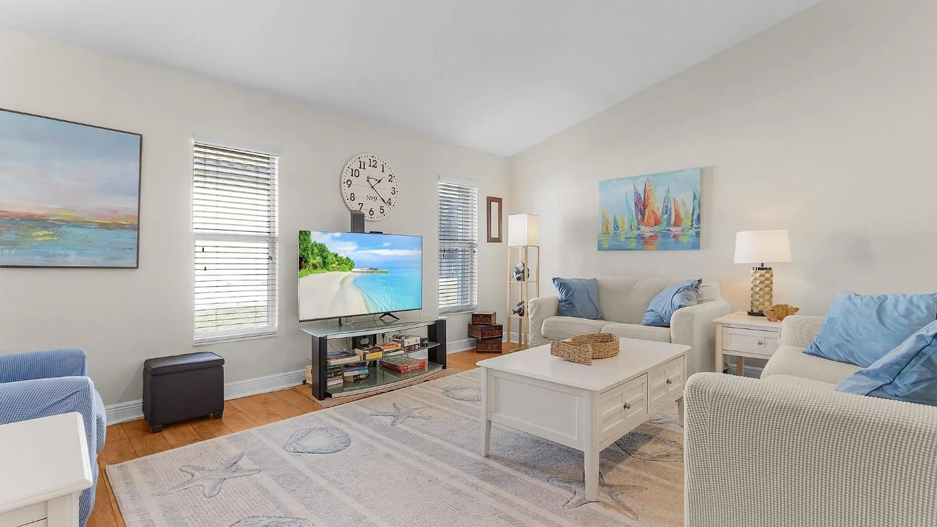 Casa Colada, A Modern 4-bedroom Retreat * Cape Coral