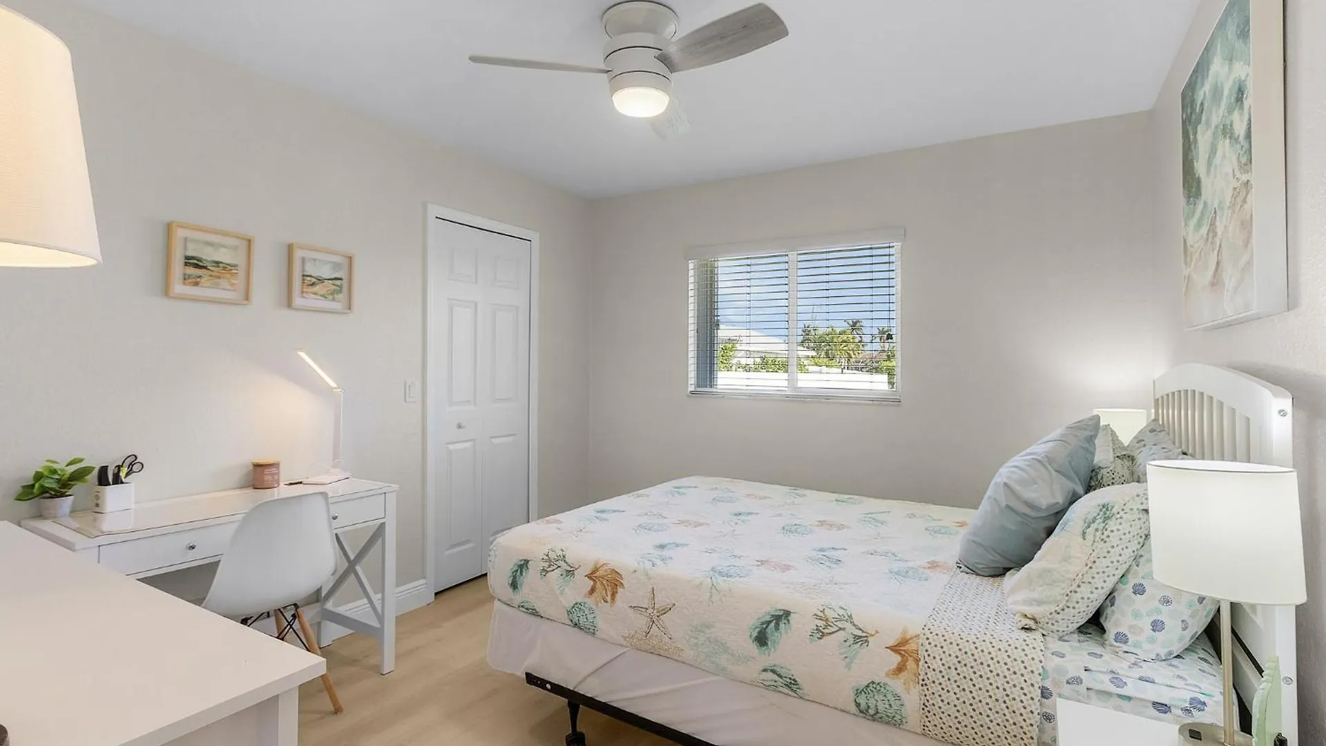 Casa Colada, A Modern 4-bedroom Retreat Cape Coral