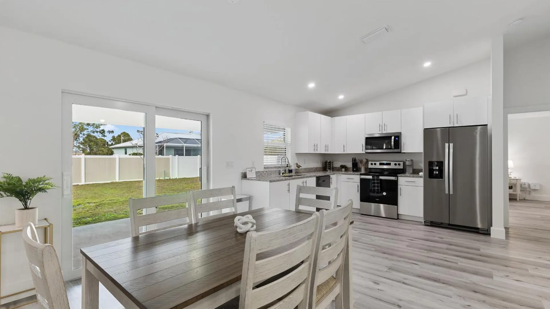 Elegant Newly Built Vacation Holiday home