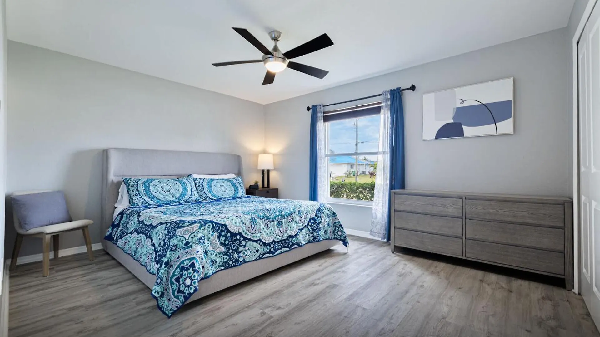 Endless Summer Retreat Jacuzzi 3kingbed Airhockey *