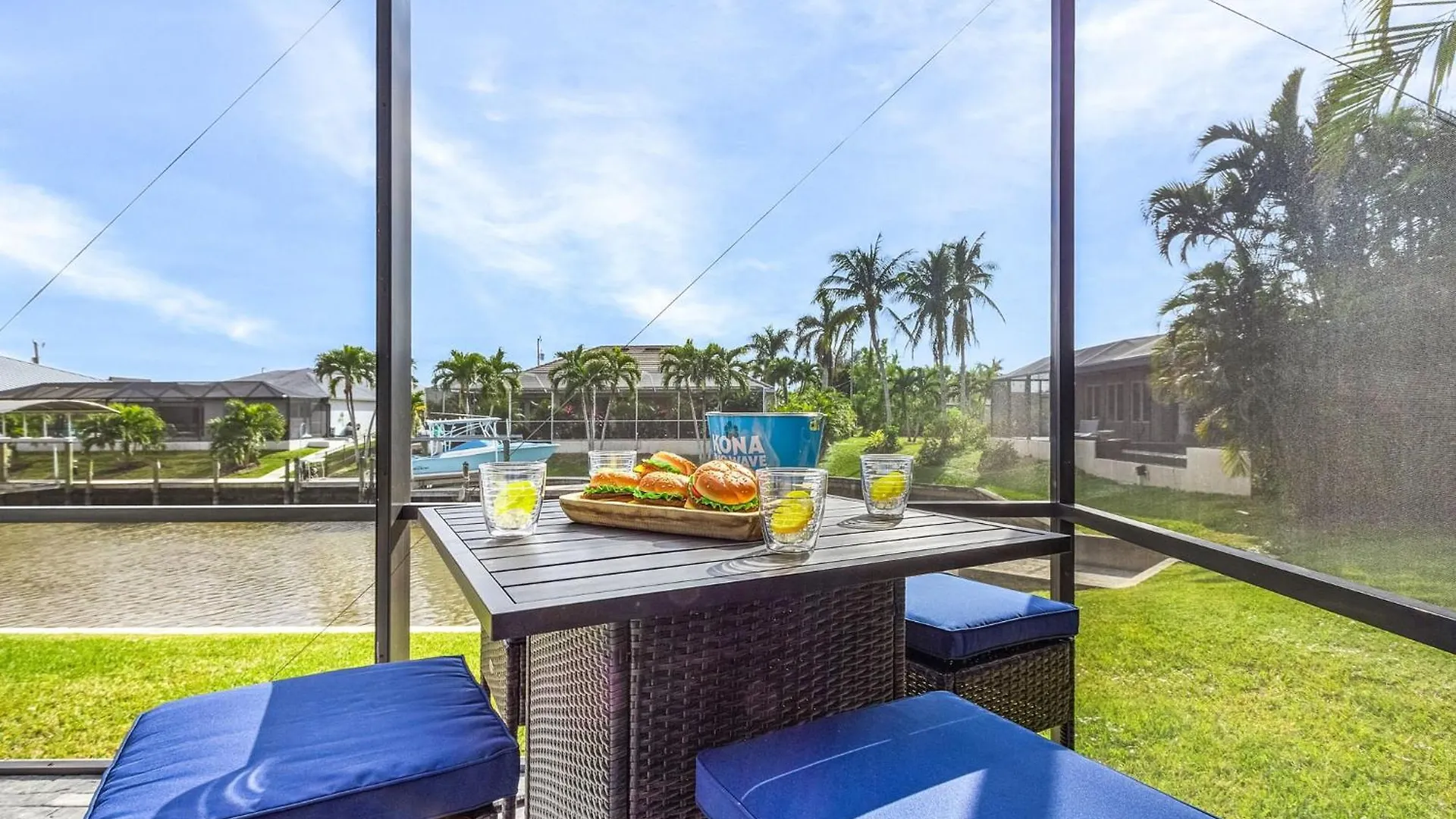 Water Views, Relaxation, Heated Pool - Ocean Vibes - Roelens * Cape Coral
