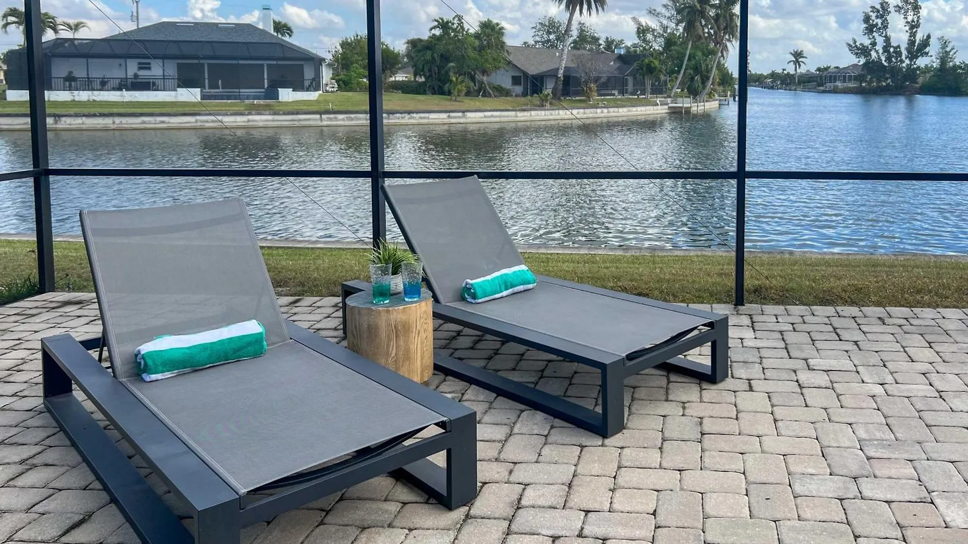 Holiday home Lakefront Oasis With Kayaks And Pool! *
