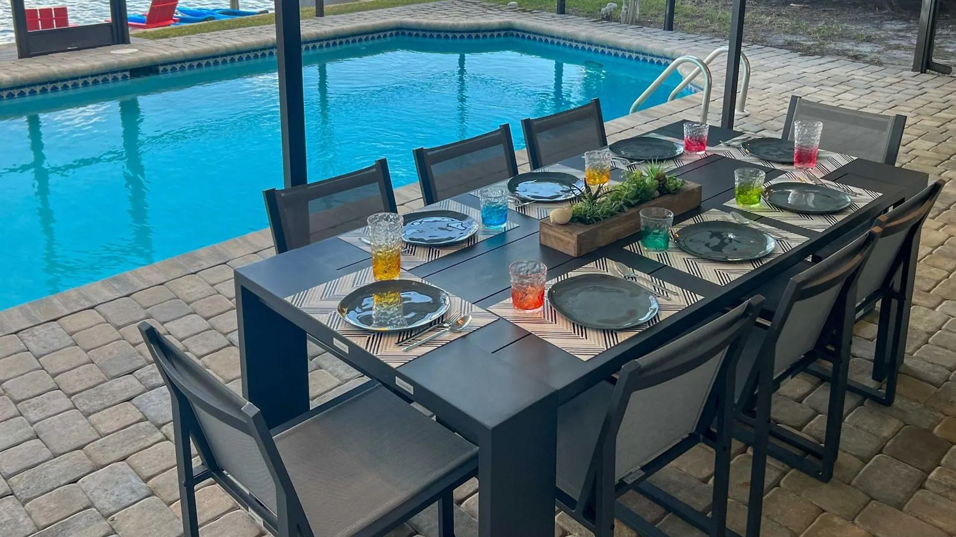Holiday home Lakefront Oasis With Kayaks And Pool! Cape Coral