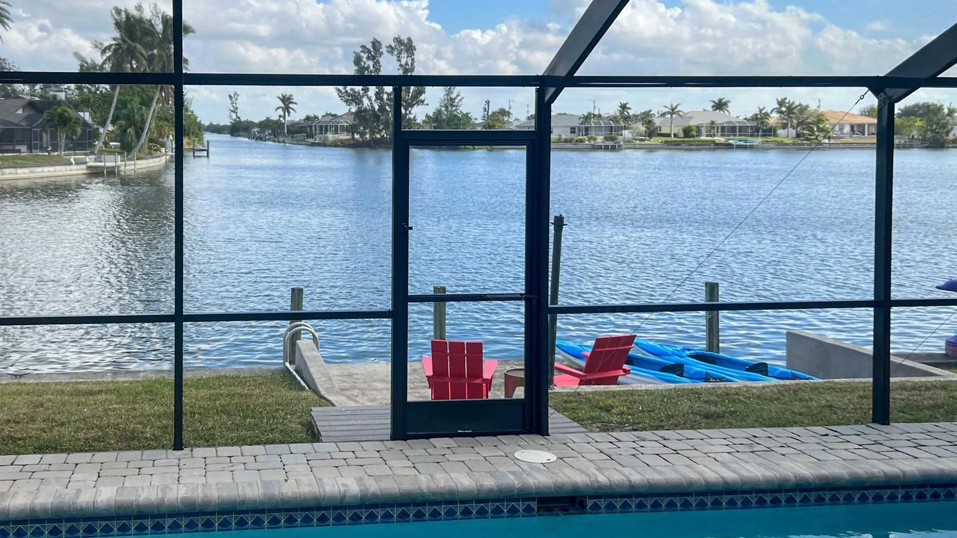 Lakefront Oasis With Kayaks And Pool! * Cape Coral