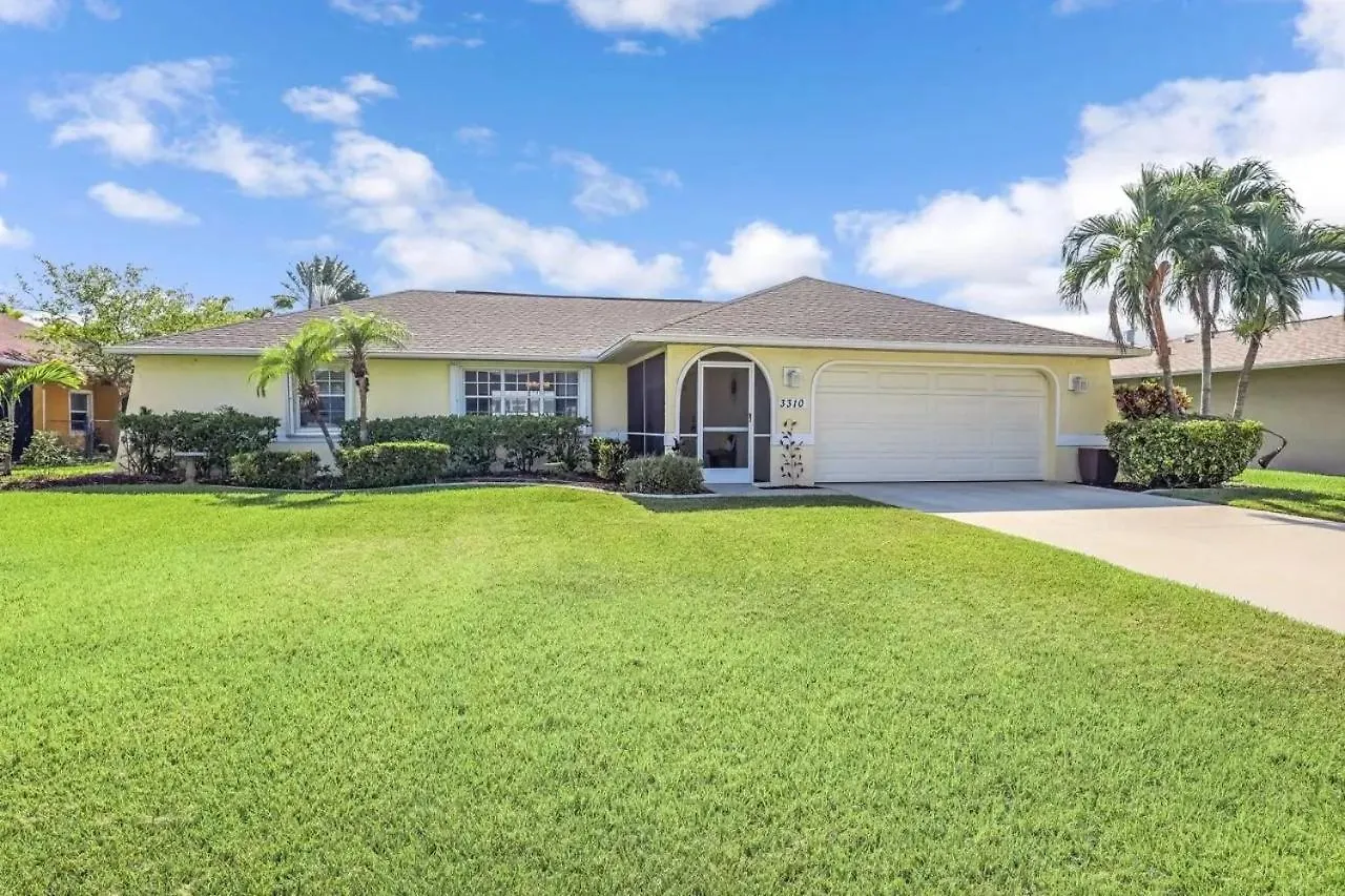 Holiday home Adventure Awaits, Heated Pool & Hot Tub - Cowboy - Roelens Cape Coral