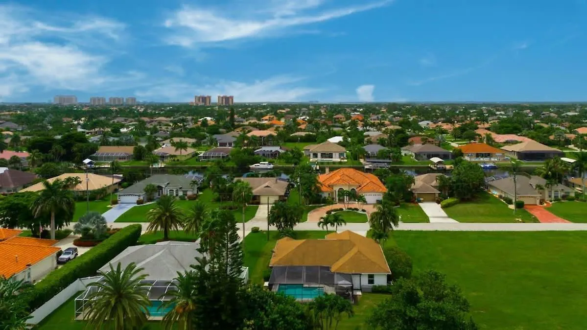 With Huge Heated Pool & Lanai