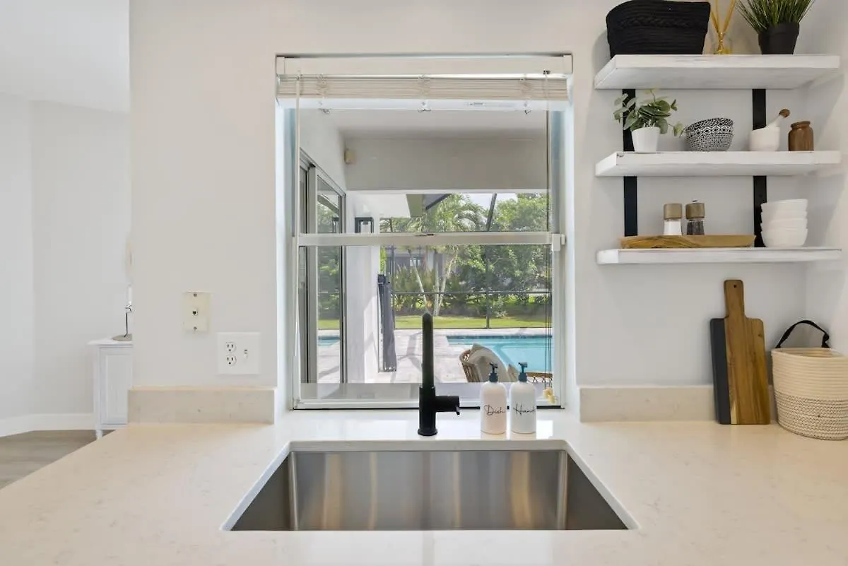 With Huge Heated Pool & Lanai *