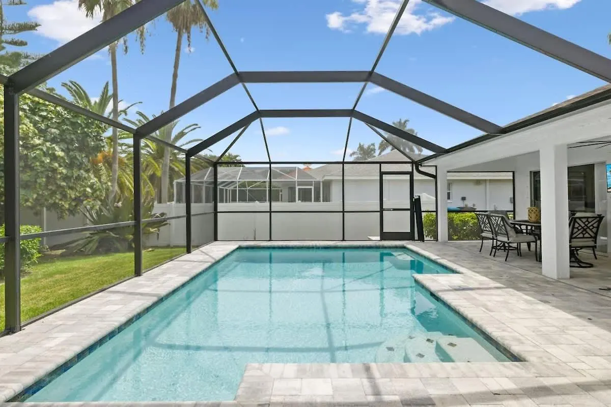 With Huge Heated Pool & Lanai