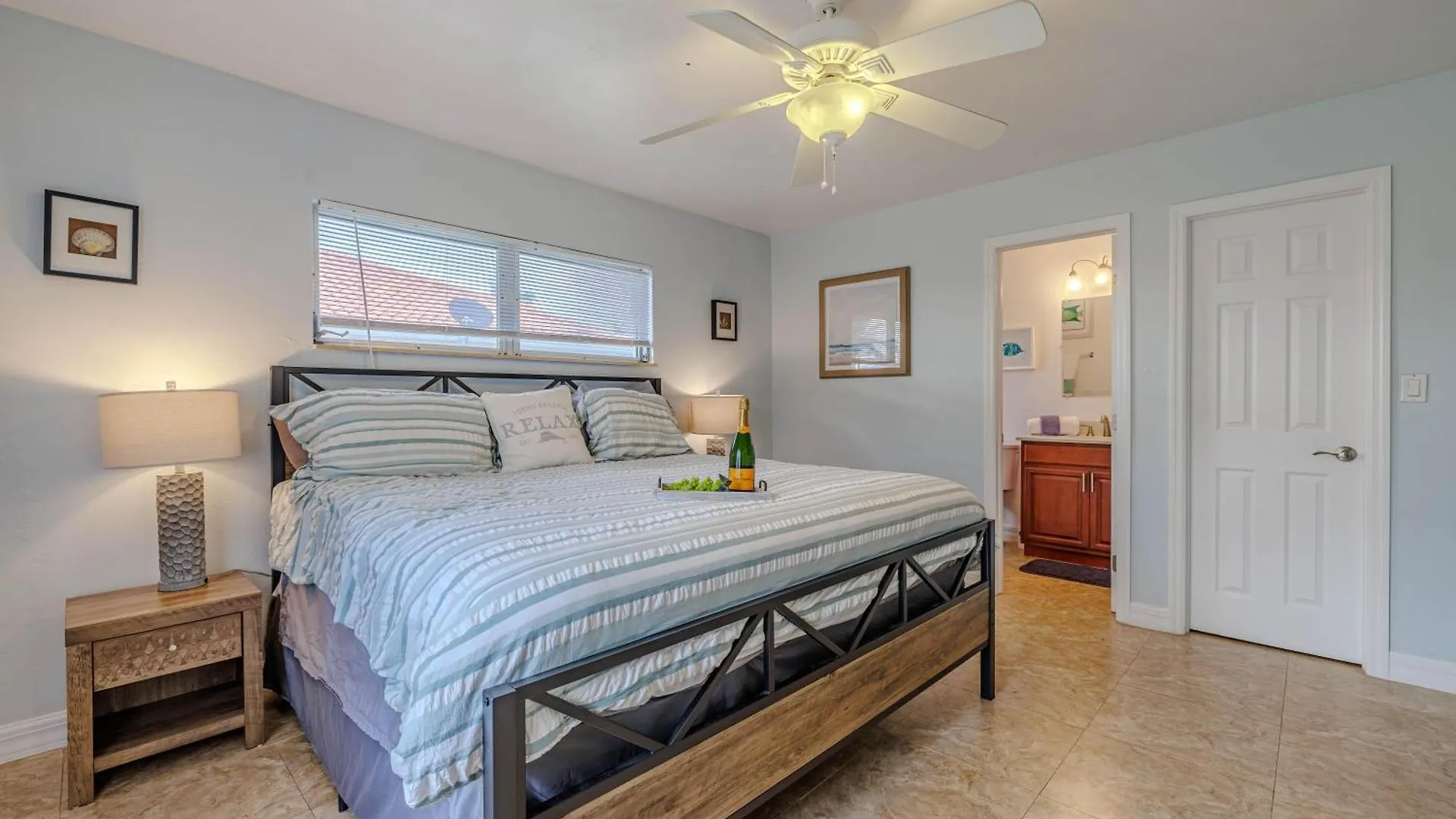 Seas The Dey Holiday home Cape Coral