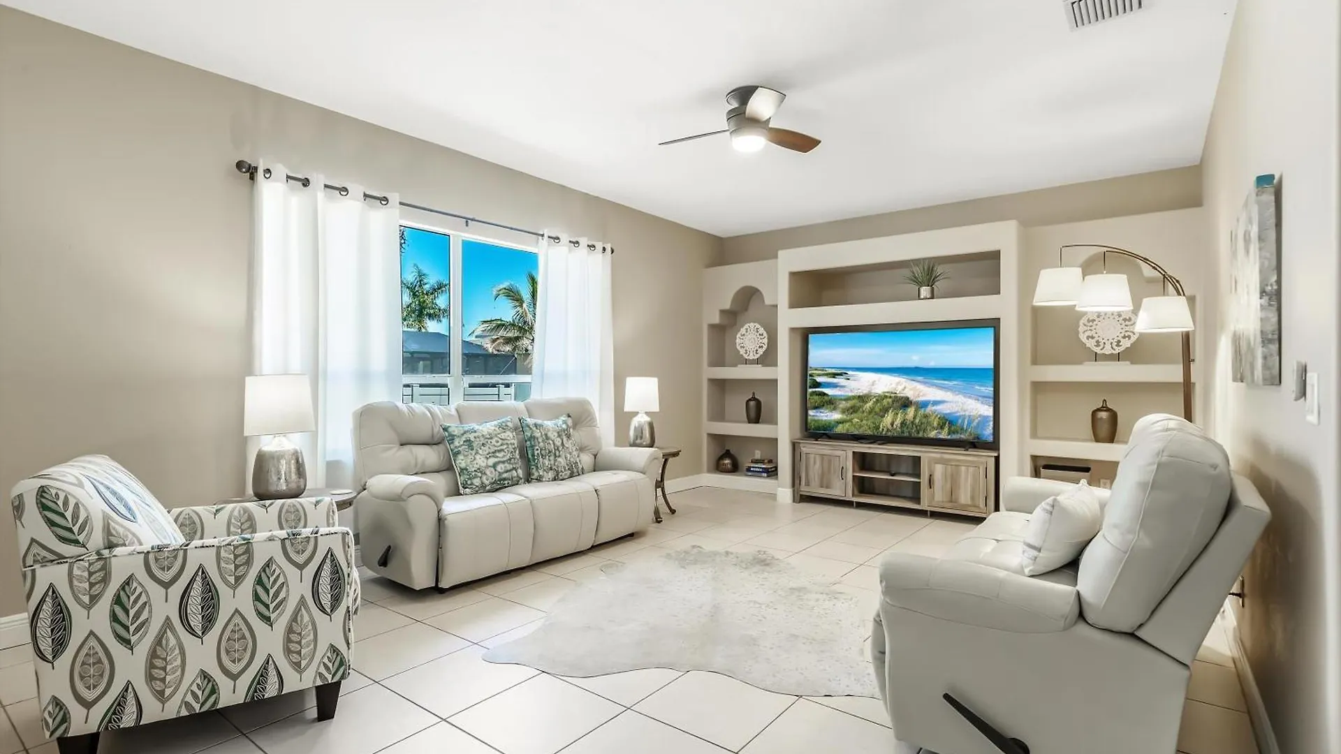Fully-fenced Electric-heated Oversized Pool With Lots Of Privacy - *