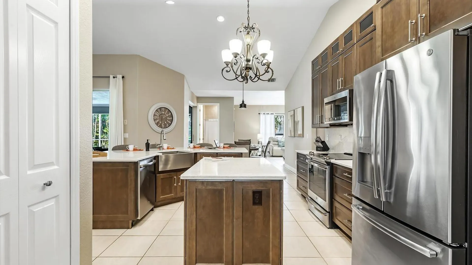 Villa Fully-fenced Electric-heated Oversized Pool With Lots Of Privacy - Cape Coral