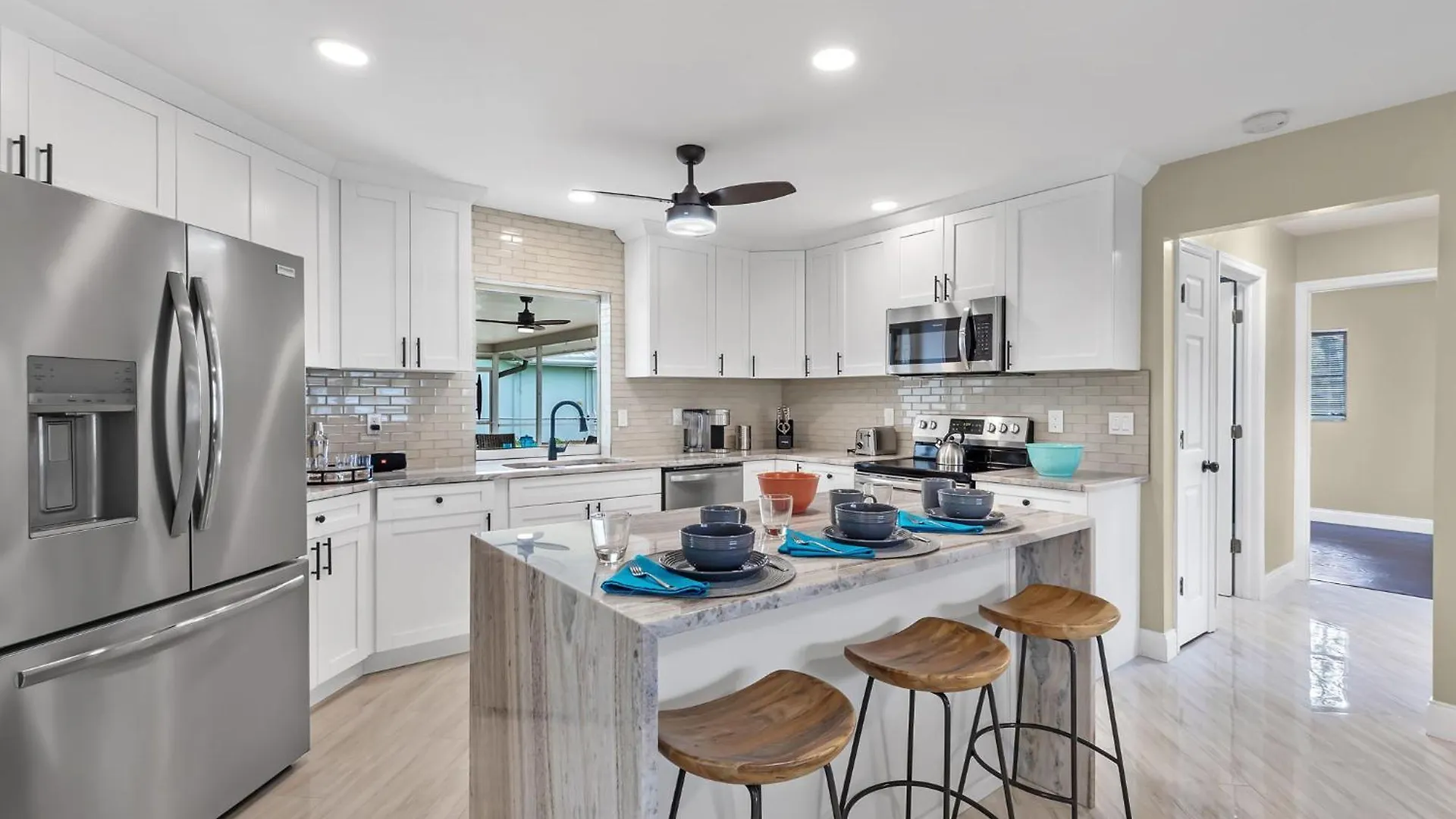 Remodeled Electric-heated Pool With Bicycles - Perfect For Families! - Amara