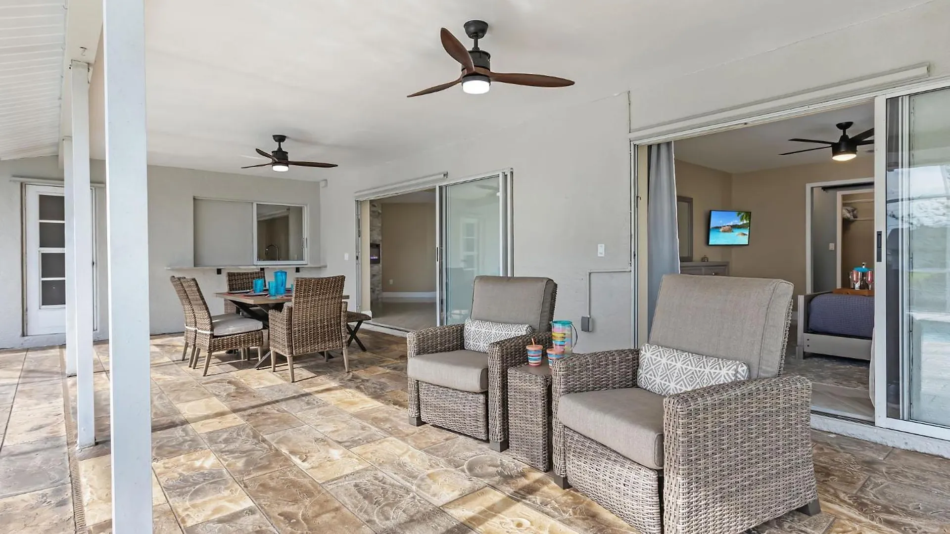 Remodeled Electric-heated Pool With Bicycles - Perfect For Families! - Amara *