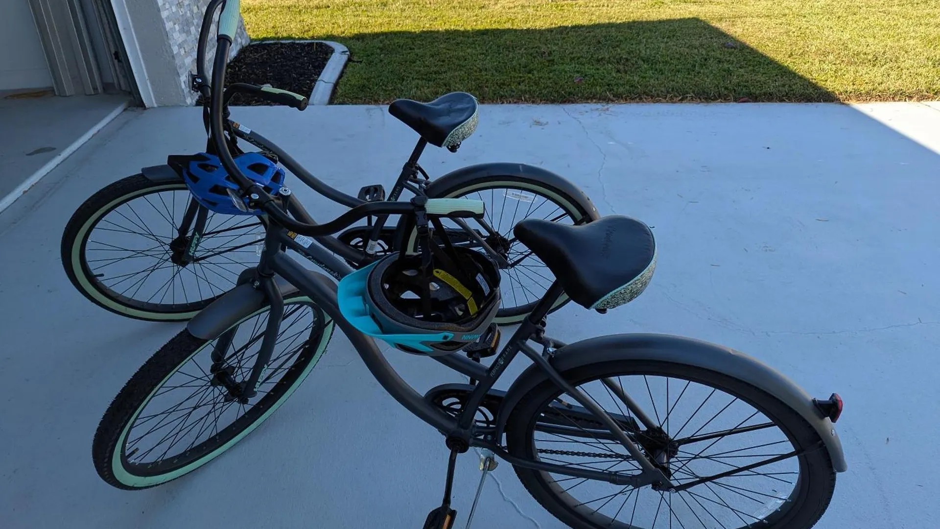 Remodeled Electric-heated Pool With Bicycles - Perfect For Families! - Amara