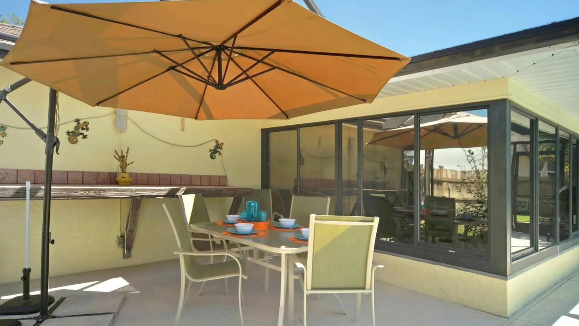 Charming Electric-heated Pool With Southern Exposure - Casa Sunshine * Cape Coral