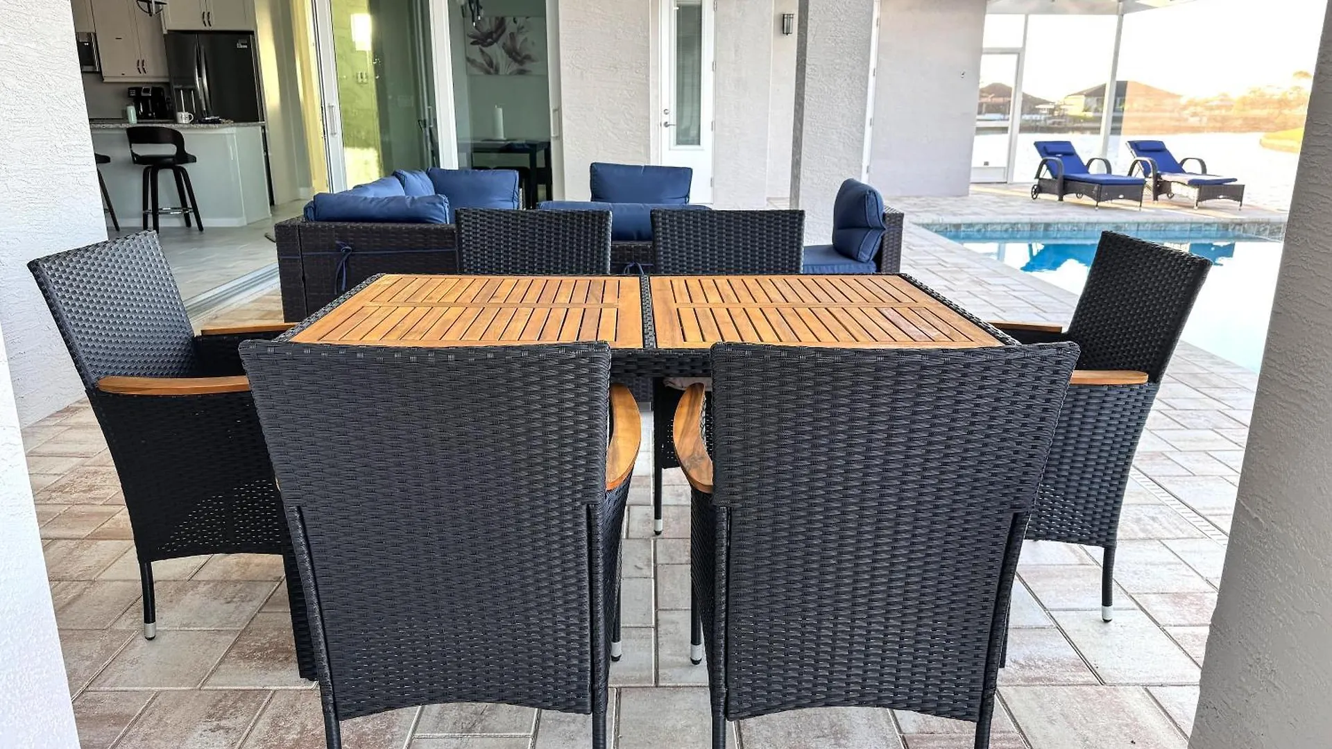 Holiday home Infinity Oasis - Spectacular View 4-bed Pool House *