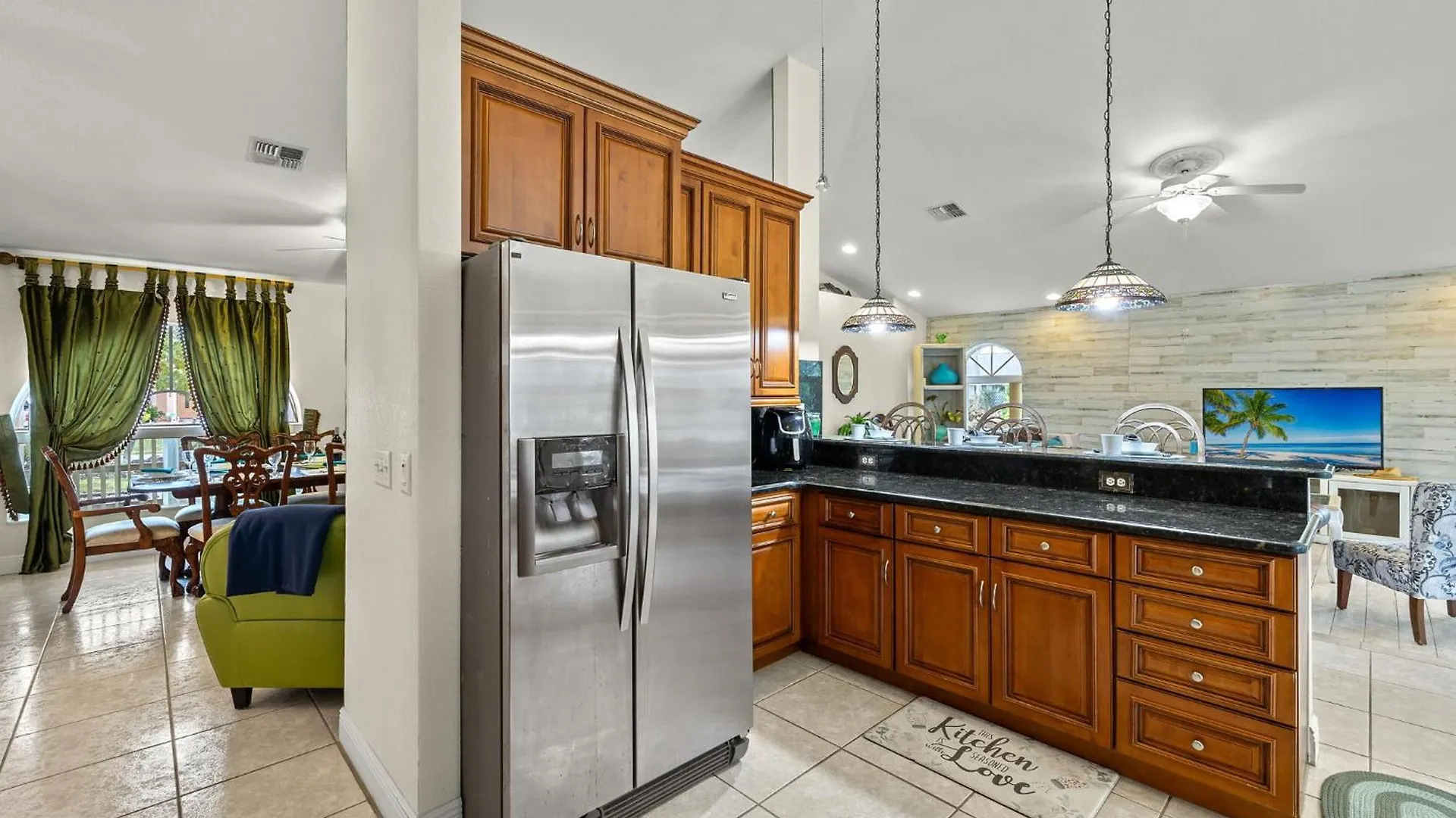 New Listing! Electric-heated Pool On Canal - Dolly Villa *
