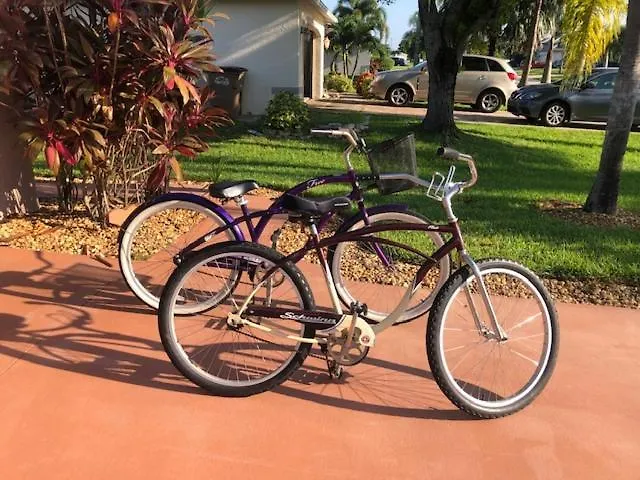 Remodeled Elec-heated Pool With Spa, Western Exposure & Bikes - Valerie Villa Cape Coral