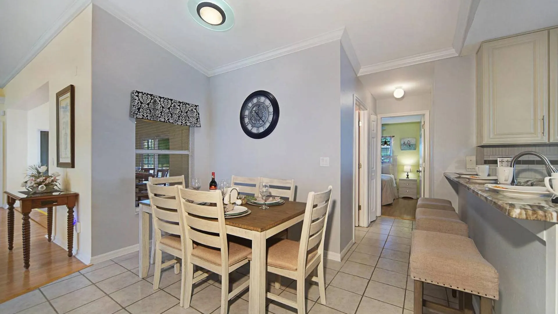 Remodeled Elec-heated Pool With Spa, Western Exposure & Bikes - Valerie * Cape Coral