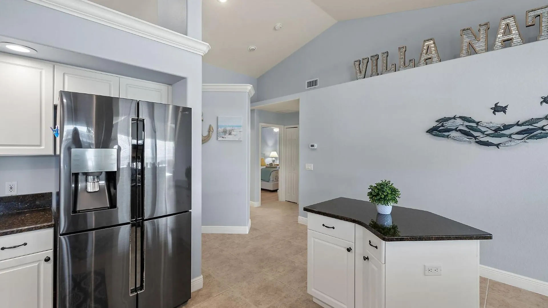 Spacious Family-friendly Electric-heated Pool With Bikes On Gulf Access Canal - Nathalia Villa Cape Coral