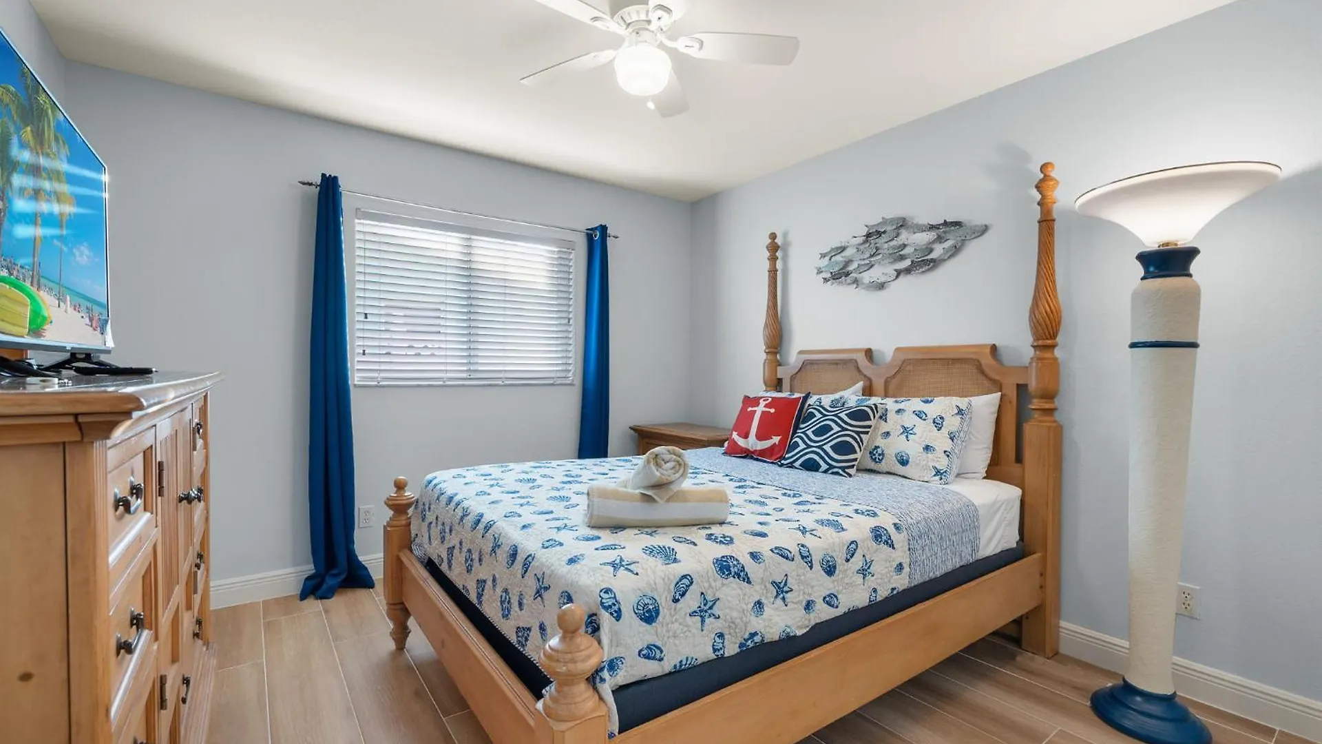 Villa Spacious Family-friendly Electric-heated Pool With Bikes On Gulf Access Canal - Nathalia