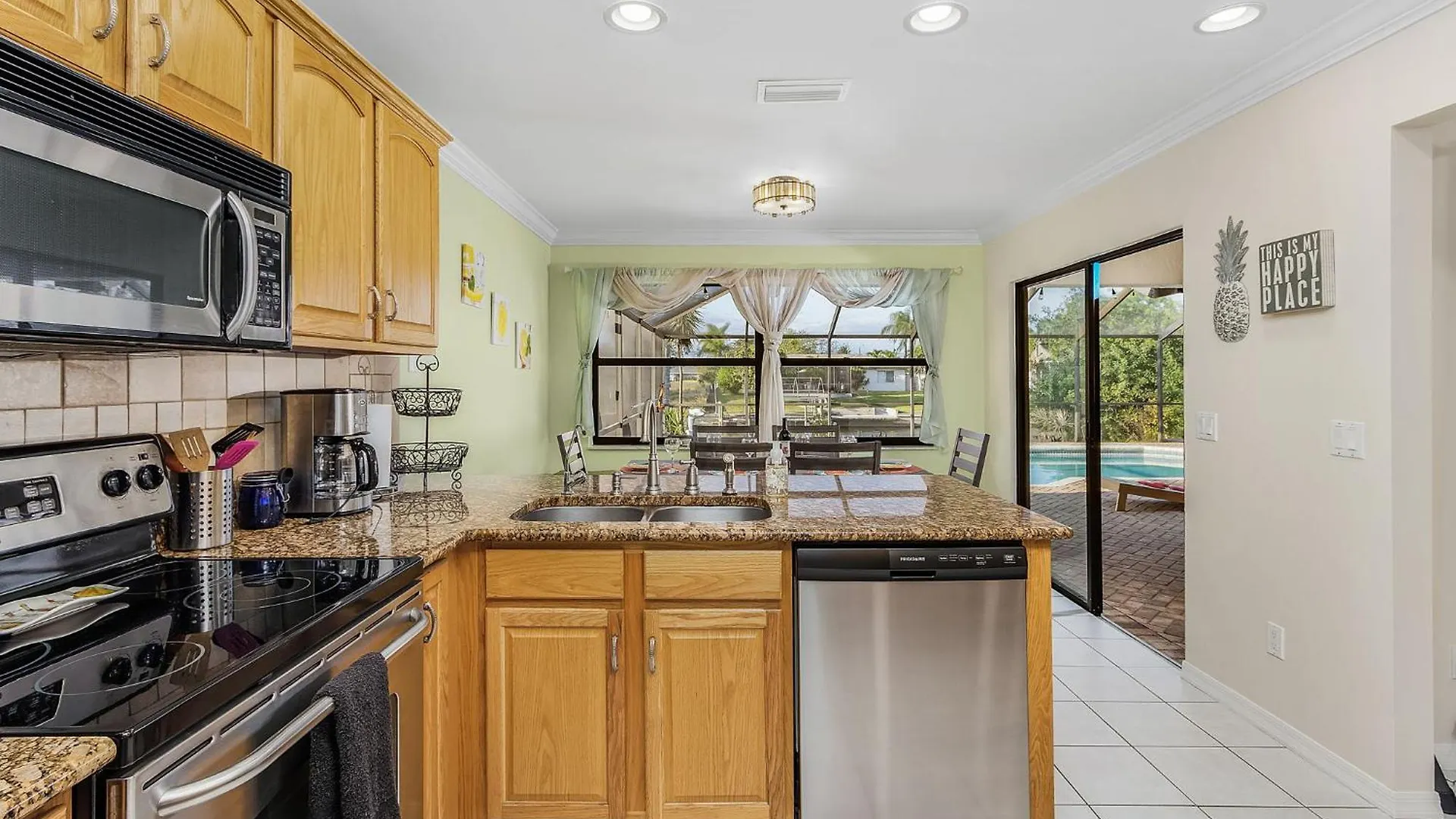 Family-friendly Salt Water Electric-heated Pool With Gulf Access - Mahana * Cape Coral