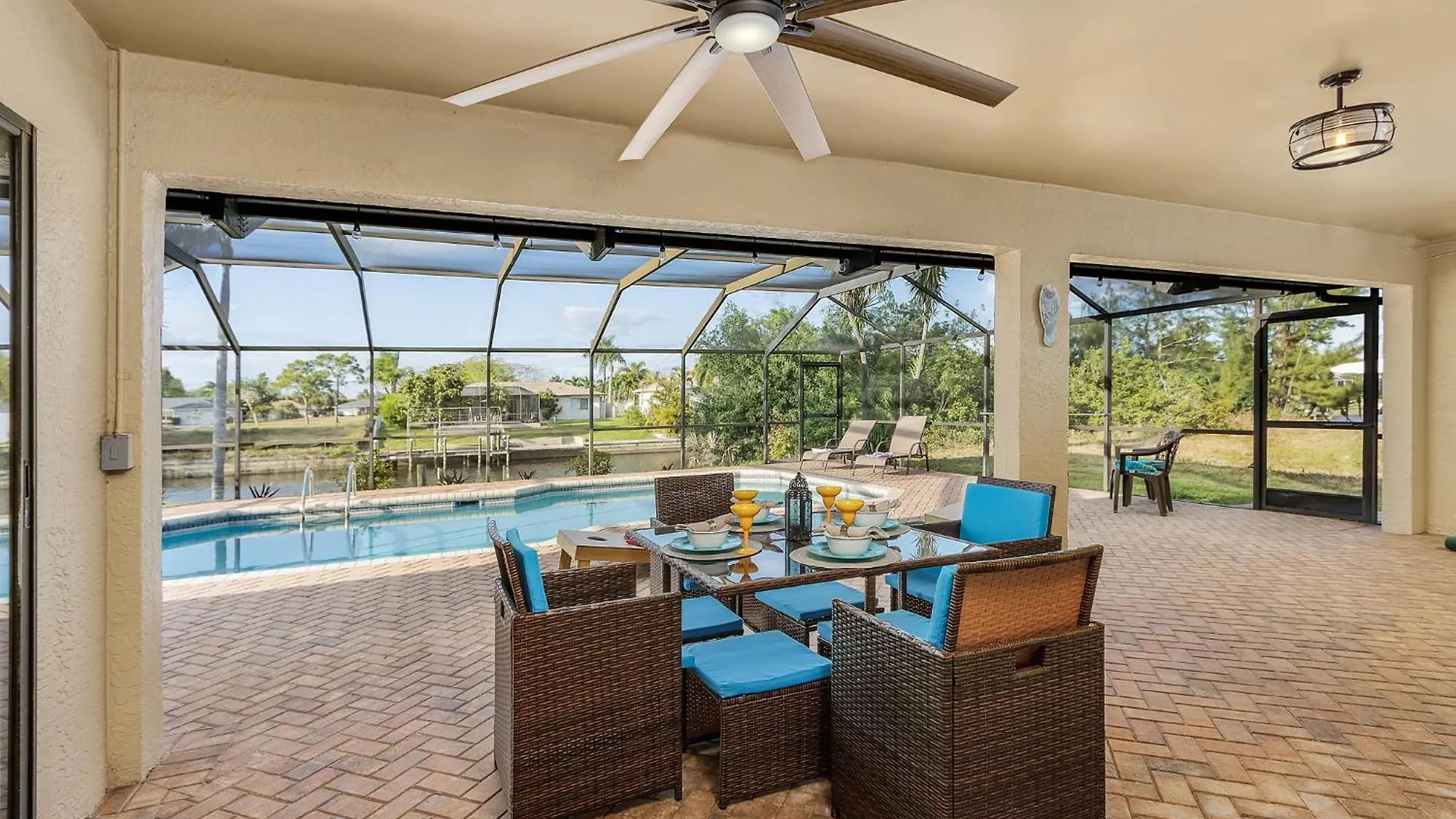 Family-friendly Salt Water Electric-heated Pool With Gulf Access - Mahana Villa *