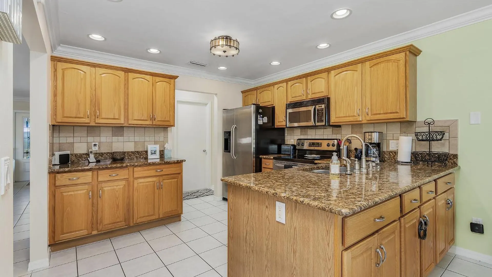 Family-friendly Salt Water Electric-heated Pool With Gulf Access - Mahana *