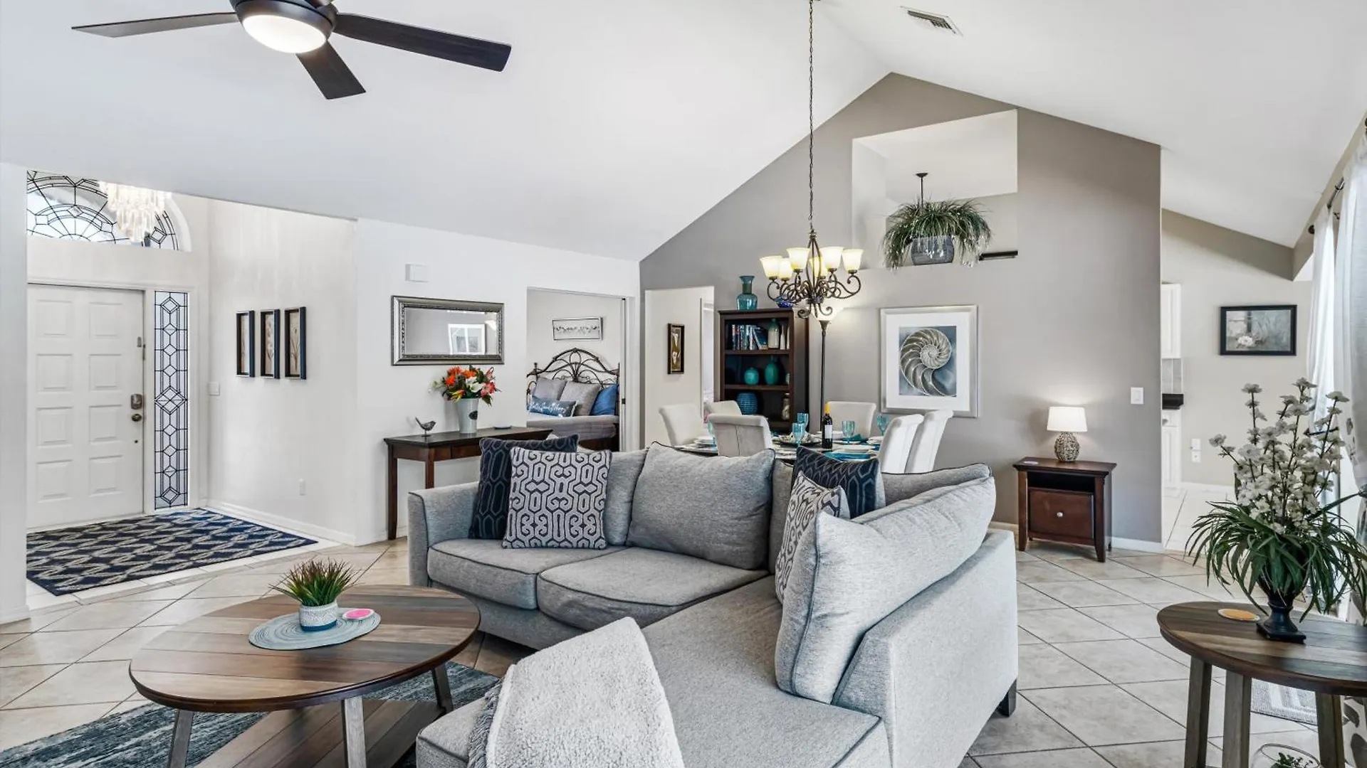 Modern Family-friendly Electric & Solar-heated Pool - Mimsey Villa *