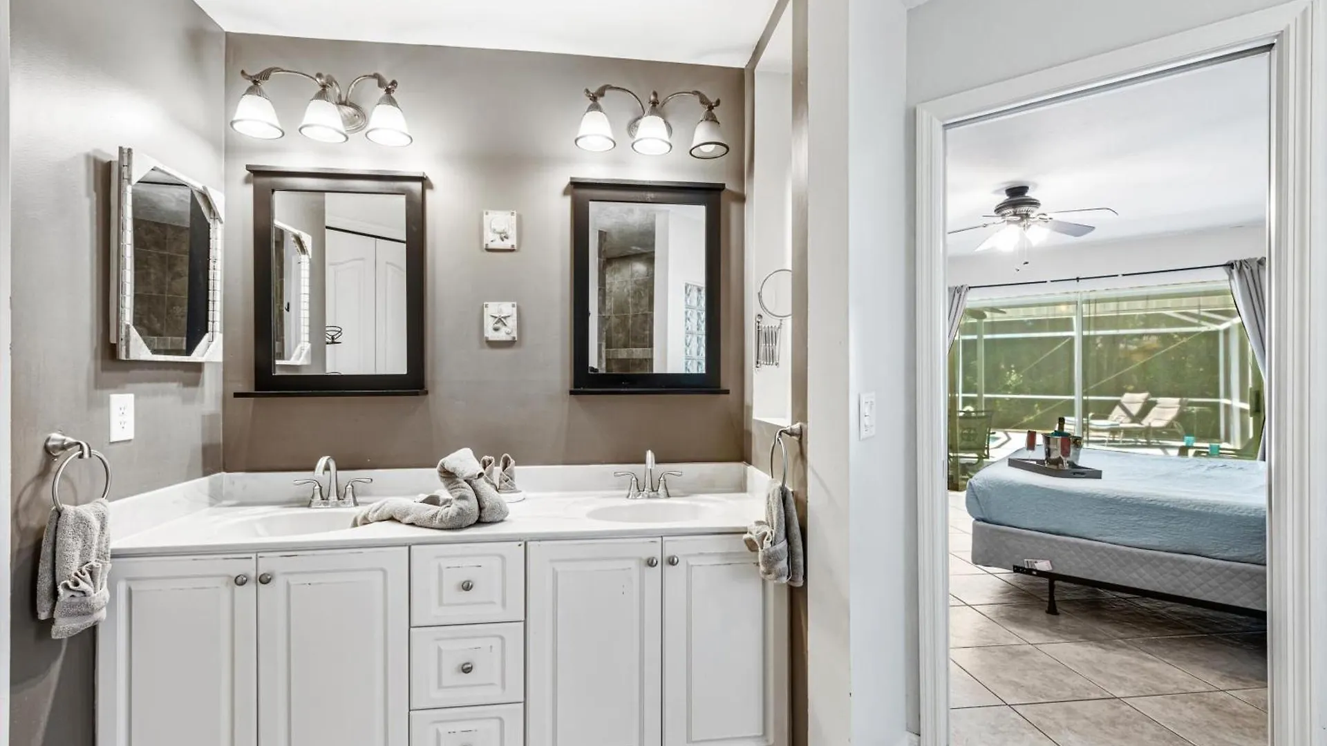 Villa Modern Family-friendly Electric & Solar-heated Pool - Mimsey Cape Coral