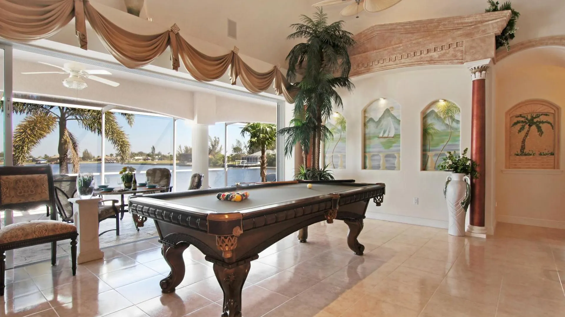 Stunning Views! Electric & Solar Heated Pool & On Gulf-access Canal - Laguna Villa *