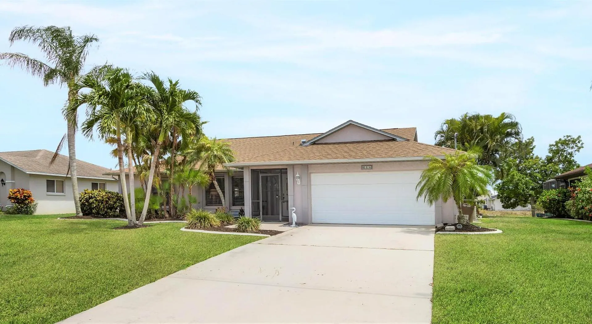 Family-friendly Gulf Access With Bikes! - Lilly Villa Cape Coral