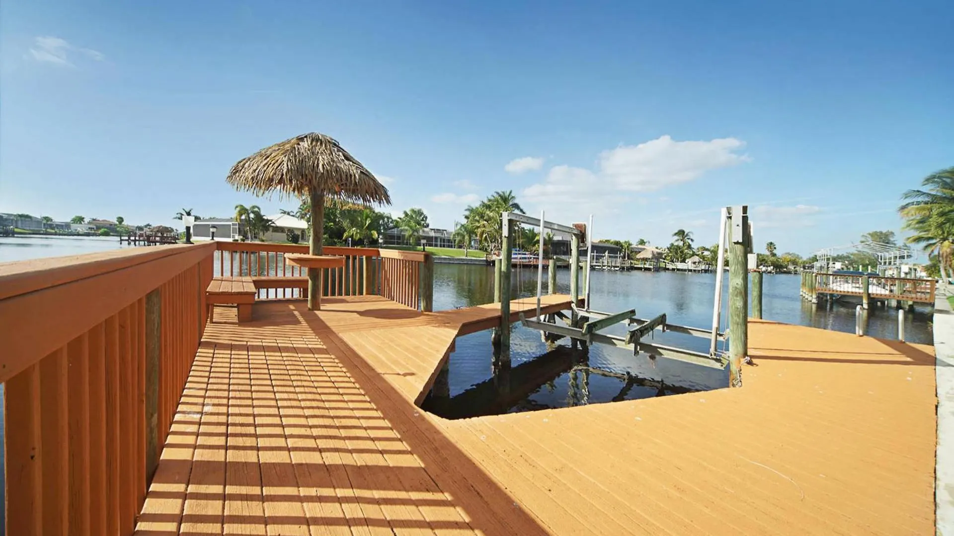 Remodeled Electric-heated Pool On Gulf-access Canal With Bikes - Liza *