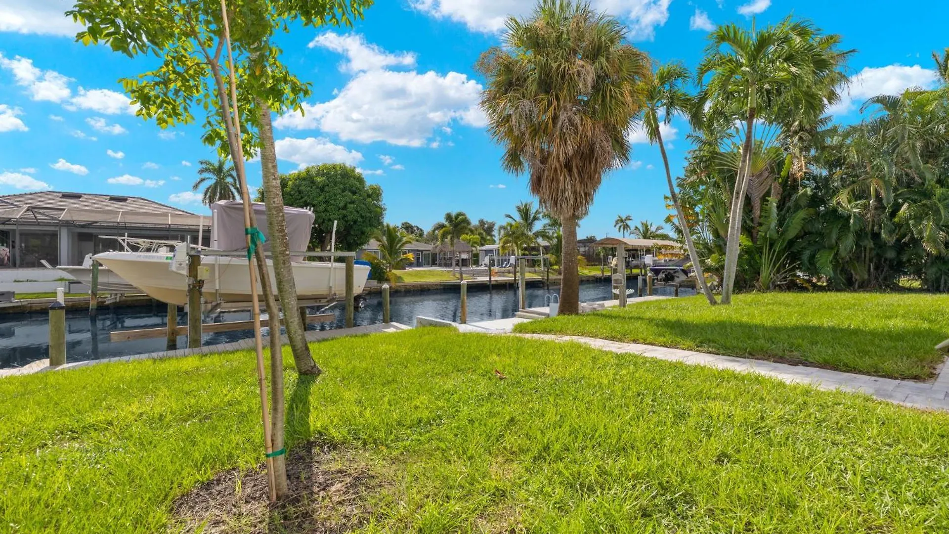 Sailboat Access! Brand New Electric-heated Pool With Bikes - Liberty Rose Cape Coral