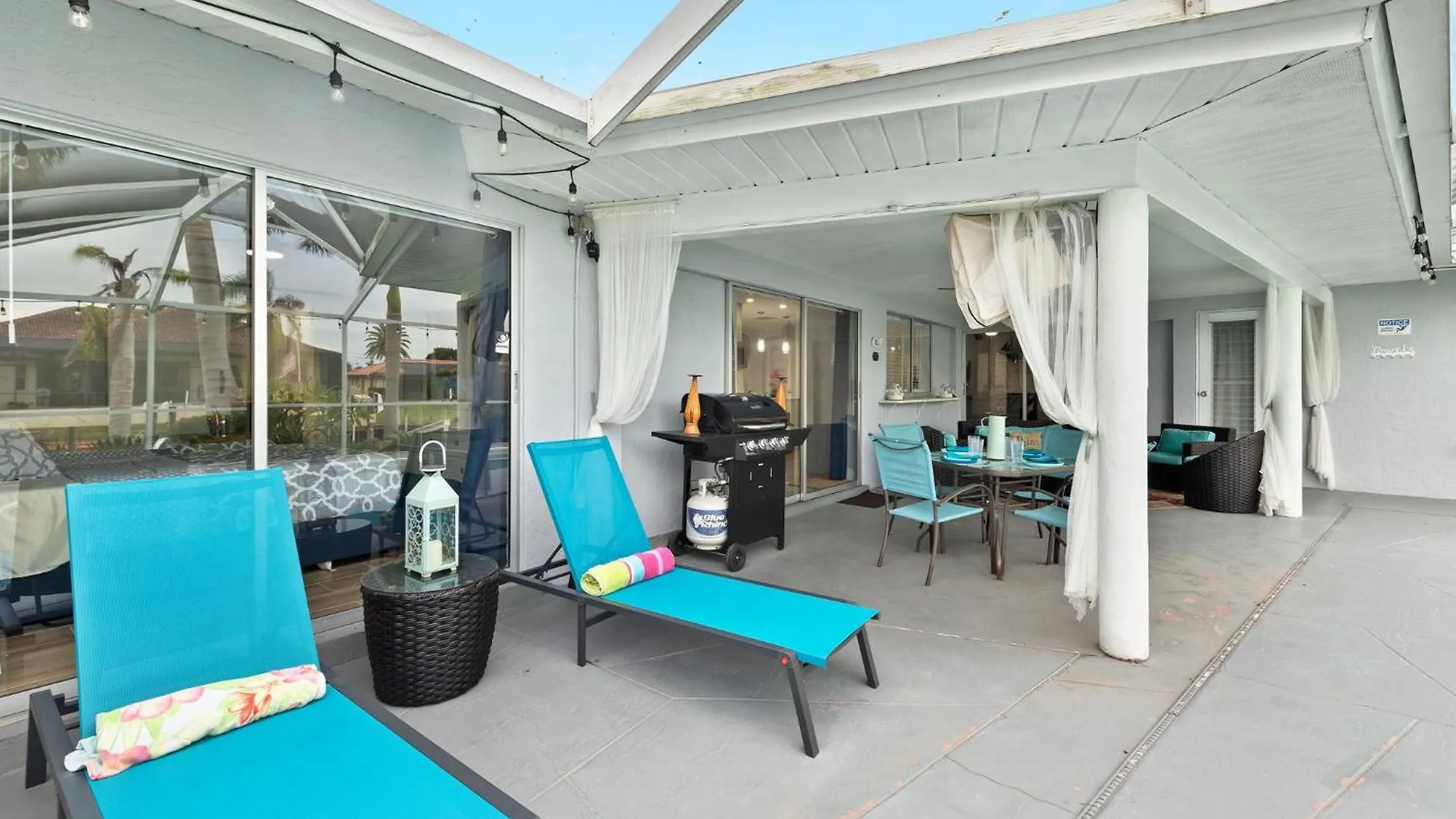 Renovated On Direct Gulf-access Canal With Electric-heated Pool - Geraldine * Cape Coral