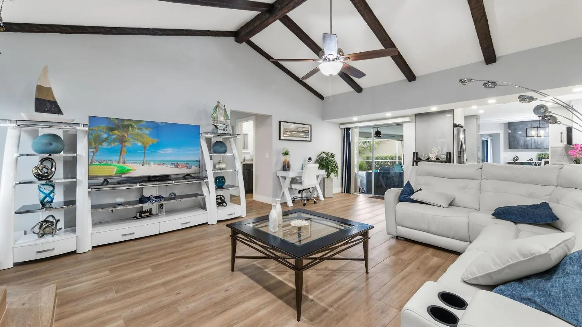 Villa Renovated On Direct Gulf-access Canal With Electric-heated Pool - Geraldine Cape Coral