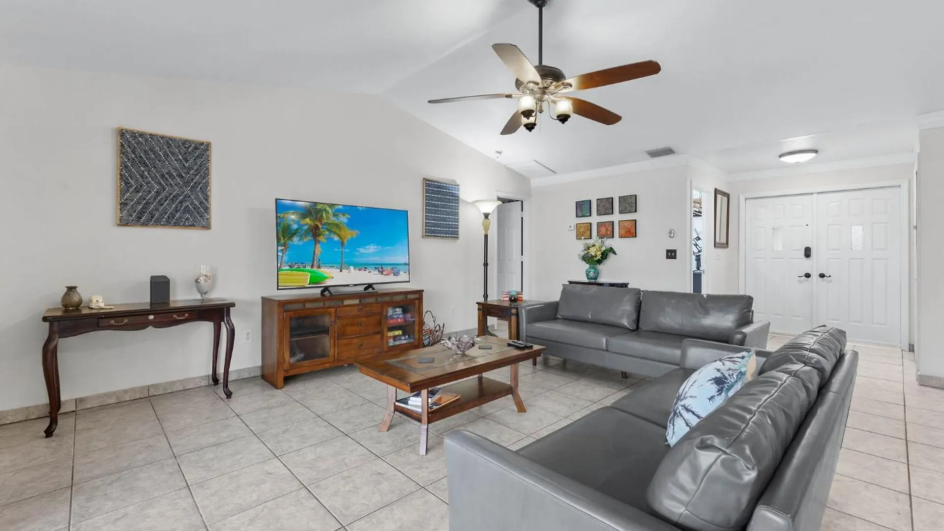 New Listing - Gulf Access Heated Pool With Boat Lift - Jen Villa Cape Coral