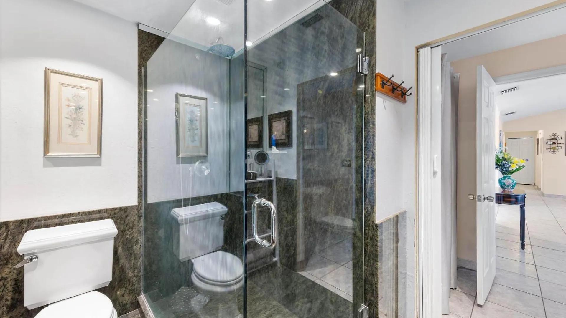 Villa New Listing - Gulf Access Heated Pool With Boat Lift - Jen Cape Coral