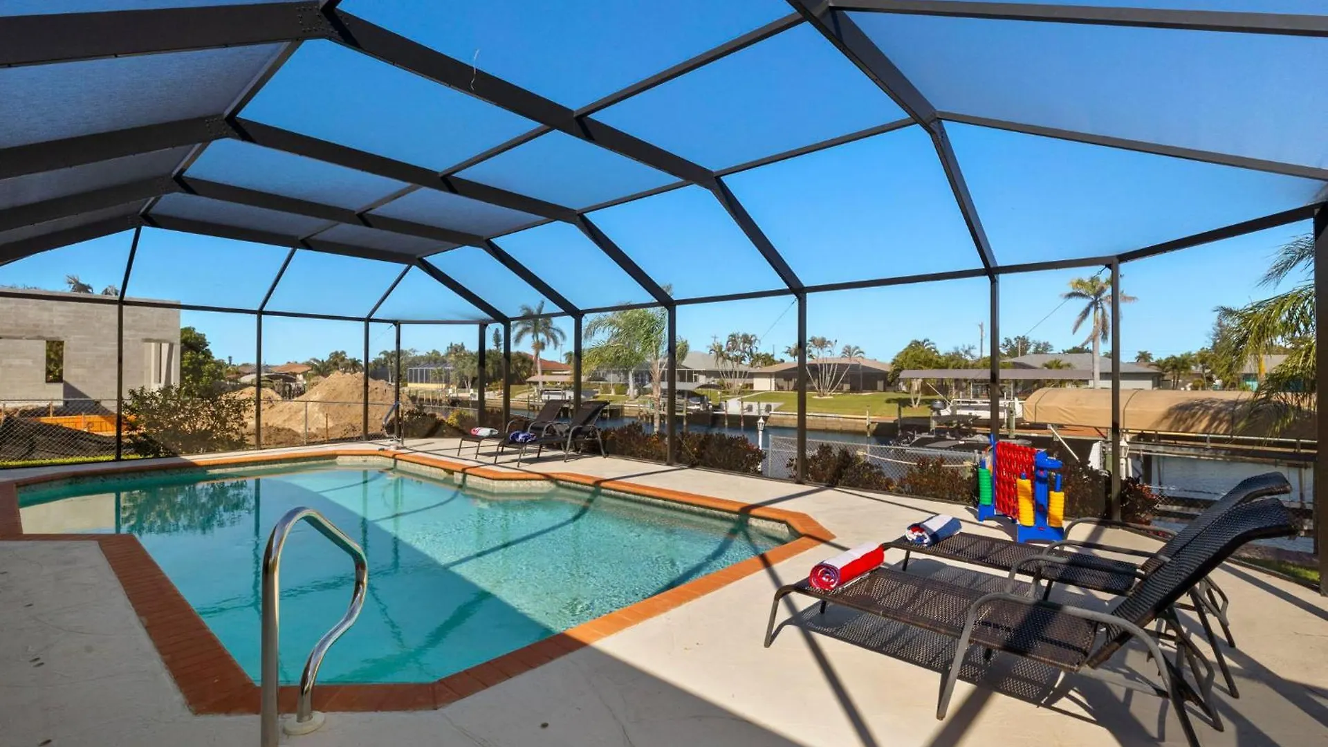 New Listing - Gulf Access Heated Pool With Boat Lift - Jen Villa Cape Coral
