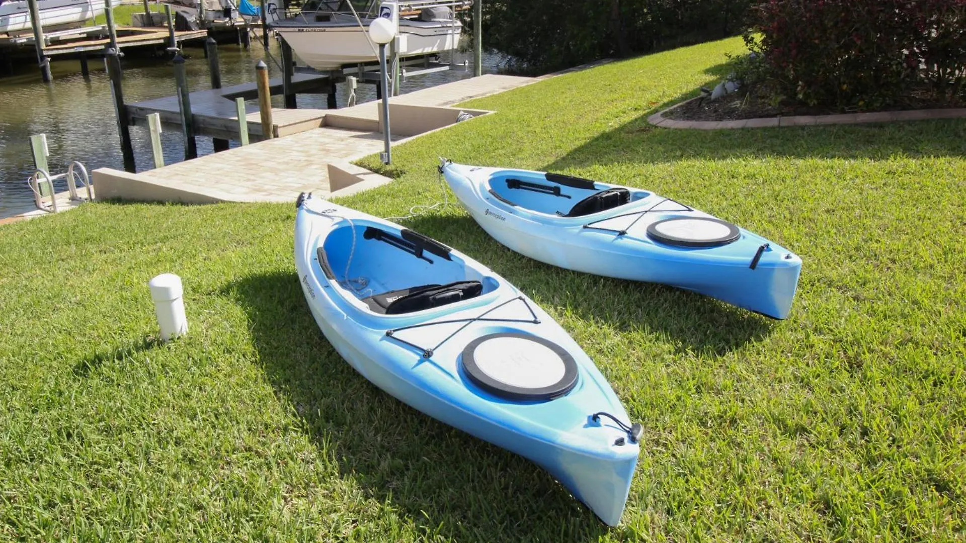 Electric-heated Pool On Gulf-access Canal With Bikes - Ellie Mona