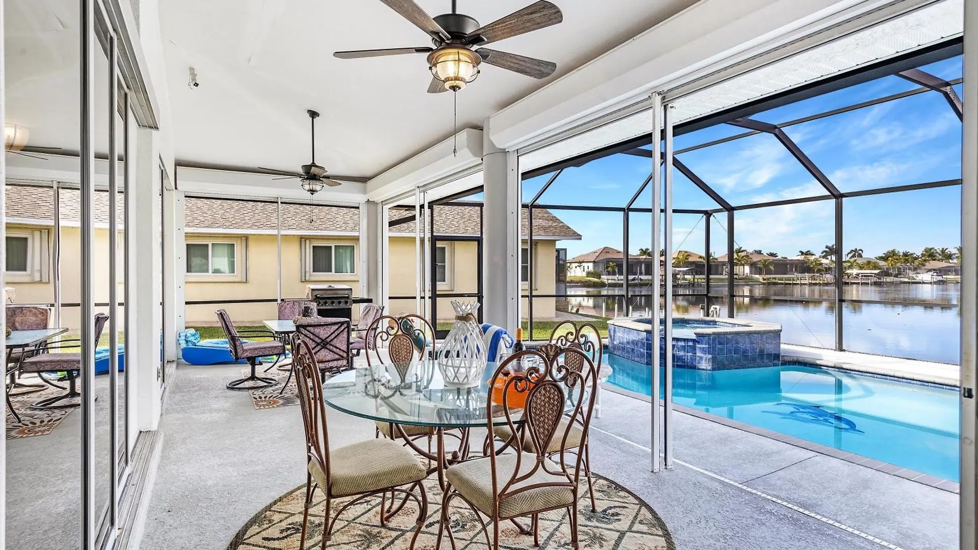 Villa Spacious Gulf-access Heated-pool With & Boat Lift - Ashlyn Cape Coral