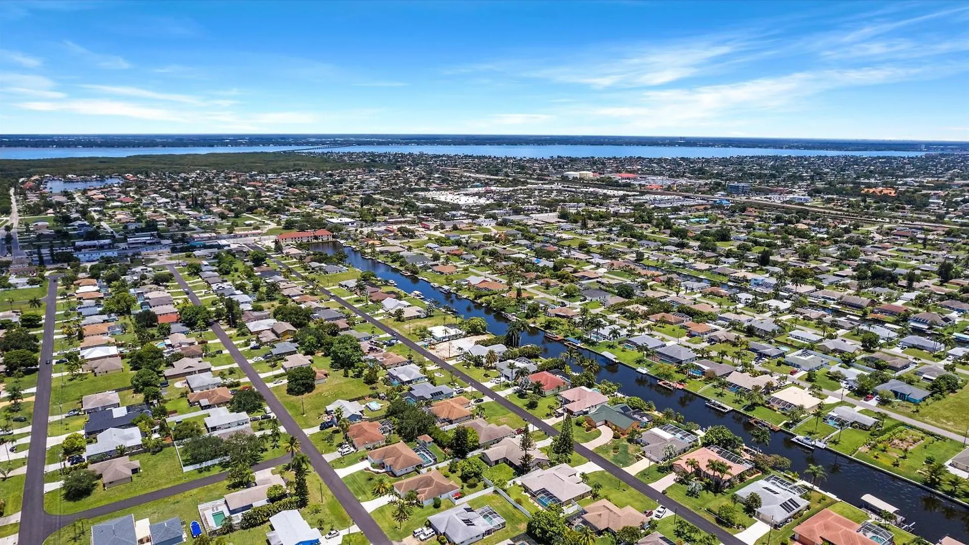 Remodeled Gulf-access Heated-pool With Southern Exposure - Aqua Sonne Oasis Cape Coral