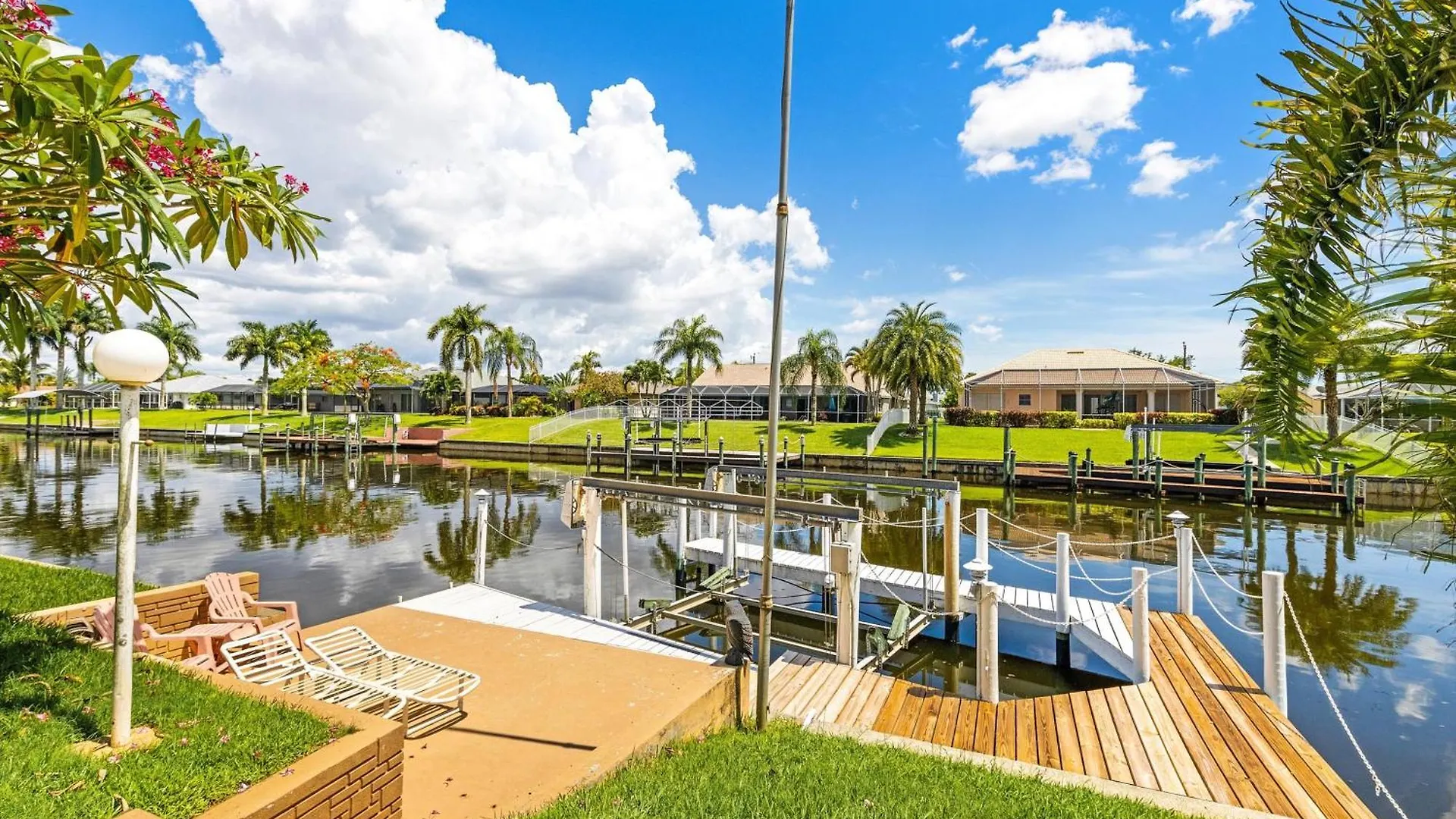 Remodeled Gulf-access Heated-pool With Southern Exposure - Aqua Sonne Oasis * Cape Coral