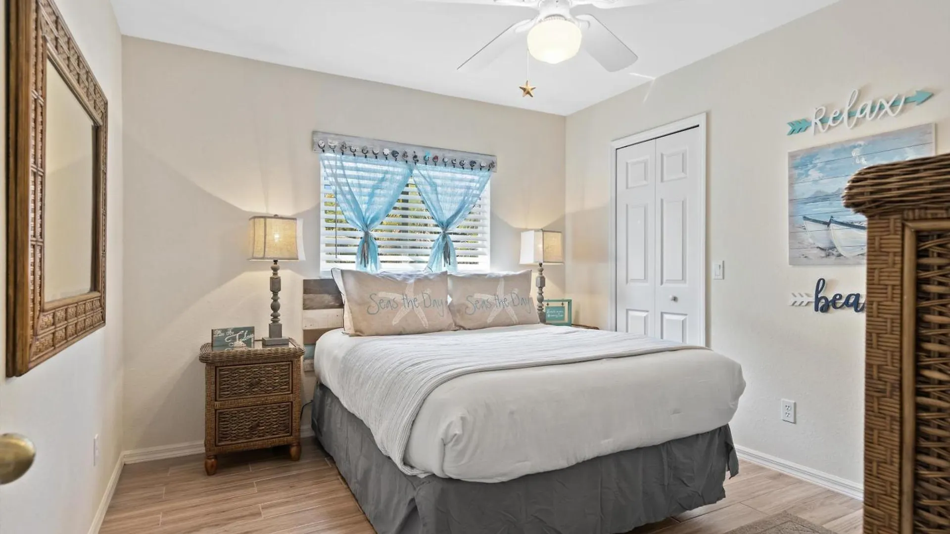 Fenced Modern With Electric-heated Pool - Great For Families! - Avery *