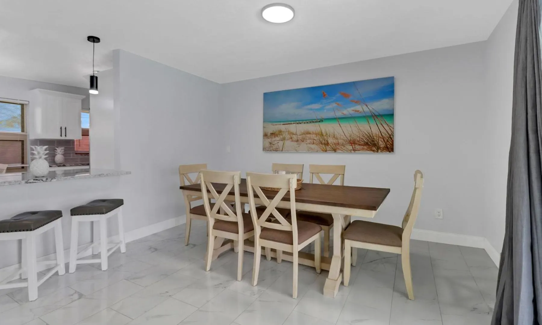 Holiday home Palm Tree Oasis-3 Bedroom With Private Pool, Dog Friendly